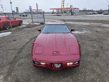1992 CHEVROLET CORVETTE 5.7L- 8CYL – 2DR Hatchback.