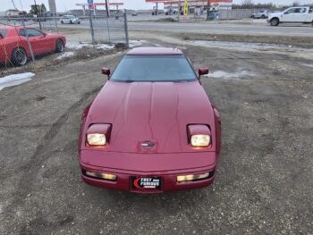 1992 CHEVROLET CORVETTE 5.7L- 8CYL – 2DR Hatchback.