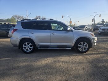 2011 TOYOTA RAV4 Limited.