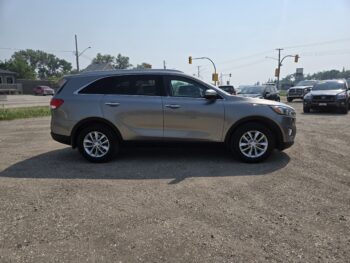 2017 KIA SORENTO LX