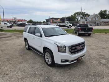 2017 GMC YUKON SLE