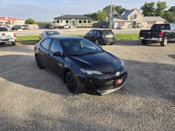 2019 TOYOTA COROLLA LE