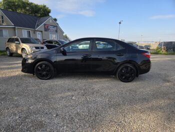 2019 TOYOTA COROLLA LE