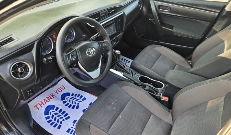 2019 TOYOTA COROLLA LE full