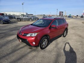 2014 TOYOTA RAV4 XLE