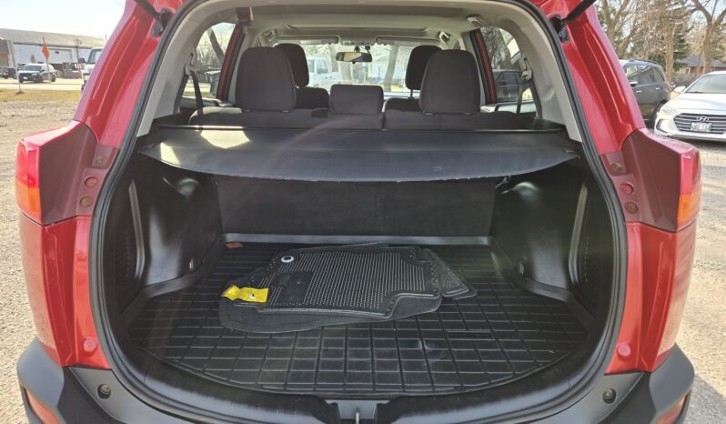 2014 TOYOTA RAV4 XLE full