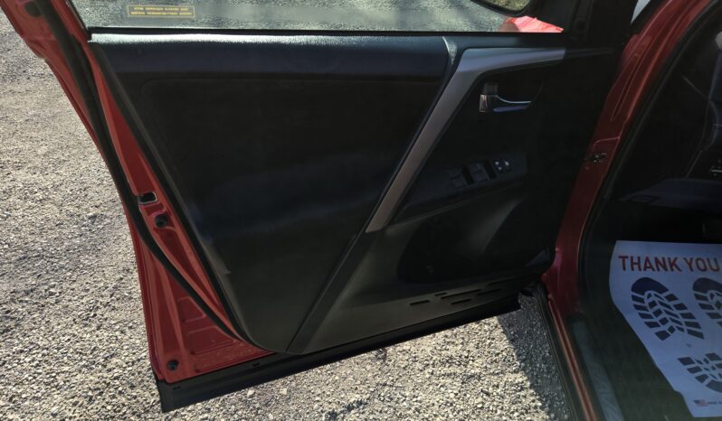 2014 TOYOTA RAV4 XLE full