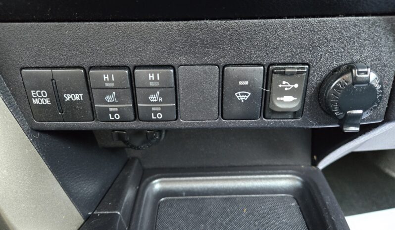 2014 TOYOTA RAV4 XLE full