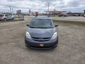 2007 TOYOTA SIENNA LE