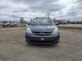 2007 TOYOTA SIENNA LE