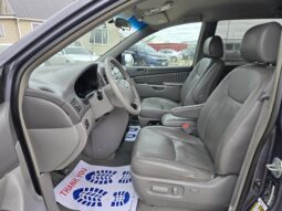 2007 TOYOTA SIENNA LE full