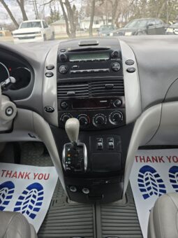2007 TOYOTA SIENNA LE full